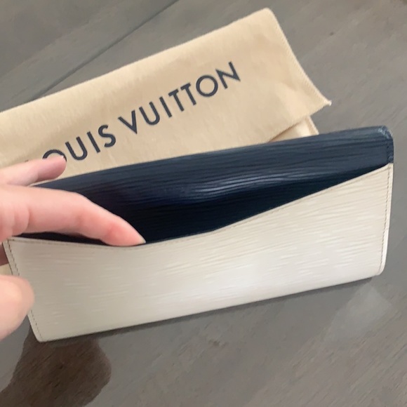 Louis Vuitton wallet - Picture 8 of 8